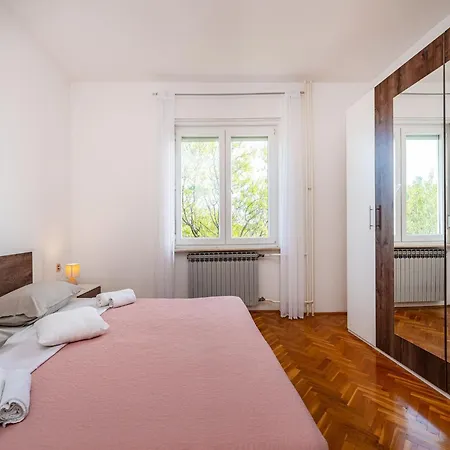 Villa Vesna Lux