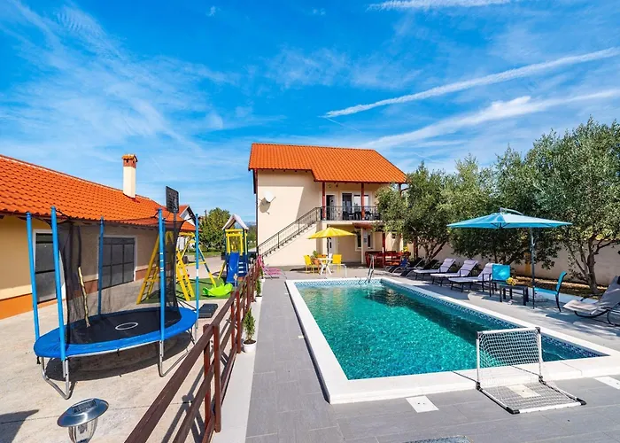 Villa Vesna Lux *